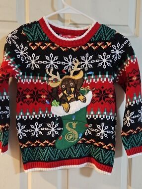 33 DEGREES PUPPY/STOCKING YOUTH CHRISTMAS SWEATER: NEW WITH TAGS: SIZE XL(7)